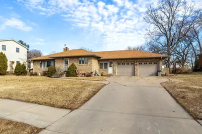 838 S State Street, Geneseo, IL 61254 - Photo 1