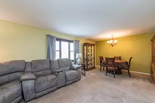 10222 W Bairstow Ave, Beach Park, IL 60087 - Photo 14