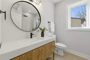 9327 Pleasant Ave, Tinley Park, IL 60487 - Photo 16