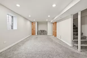 1414 N Bridgeport Dr, Mount Prospect, IL 60056 - Photo 46