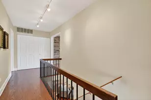 1414 N Bridgeport Dr, Mount Prospect, IL 60056 - Photo 24