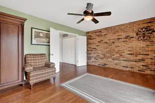 1414 N Bridgeport Dr, Mount Prospect, IL 60056 - Photo 30