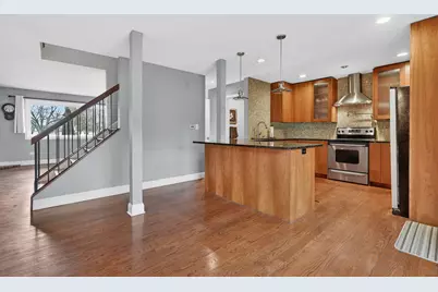 1414 N Bridgeport Drive, Mount Prospect, IL 60056 - Photo 6