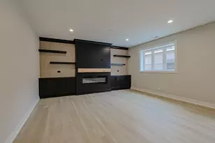 11520 S Leclaire Ave, Alsip, IL 60803 - Photo 14