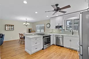 3125 Castlebury Pl, Galesburg, IL 61401 - Photo 20