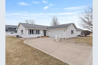 3125 Castlebury Place, Galesburg, IL 61401 - Photo 2