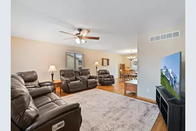 3125 Castlebury Place, Galesburg, IL 61401 - Photo 8