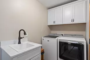 3125 Castlebury Pl, Galesburg, IL 61401 - Photo 22