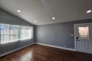 1535 E Jane Ave, Arlington Heights, IL 60004 - Photo 2