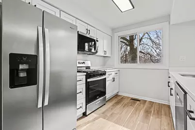 1971 Loomes Avenue, Downers Grove, IL 60516 - Photo 6