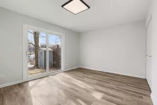 1971 Loomes Ave, Downers Grove, IL 60516 - Photo 4