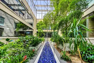 1030 N State St, Chicago, IL 60610 - Photo 16