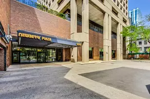 1030 N State St, Chicago, IL 60610 - Photo 28