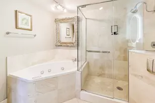 1030 N State St, Chicago, IL 60610 - Photo 14