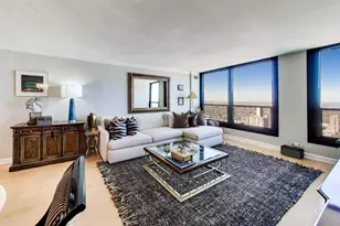 1030 N State St, Chicago, IL 60610 - Photo 4