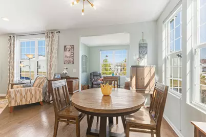 44 Pacific Avenue, Hawthorn Woods, IL 60047 - Photo 8