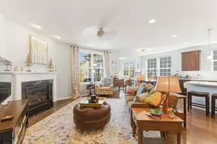 44 Pacific Ave, Hawthorn Woods, IL 60047 - Photo 4