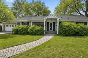 435 Kingston Terrace, Deerfield, IL 60015 - Photo 1