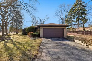 6890 N Loron Ave, Chicago, IL 60646 - Photo 32