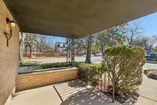 6890 N Loron Ave, Chicago, IL 60646 - Photo 4