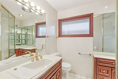 6890 N Loron Avenue, Chicago, IL 60646 - Photo 22