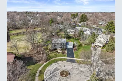 1310 N Carlton Avenue, Wheaton, IL 60187 - Photo 34