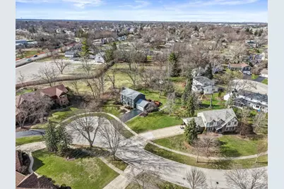 1310 N Carlton Avenue, Wheaton, IL 60187 - Photo 32