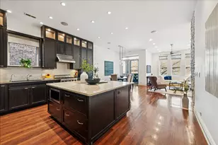 3161 N Halsted St, Chicago, IL 60657 - Photo 14