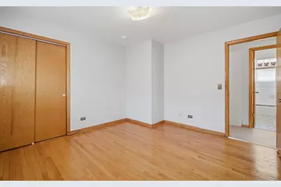 8645 W Summerdale Avenue #2, Chicago, IL 60656 - Photo 12