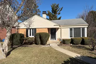 508 W Lonnquist Blvd, Mount Prospect, IL 60056 - Photo 1