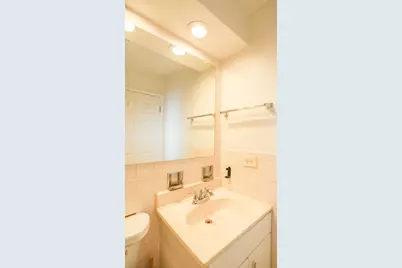 [Address not provided], Chicago, IL 60657 - Photo 6