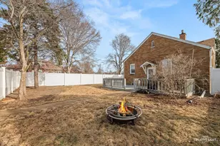 121 N Reed St, Joliet, IL 60435 - Photo 14