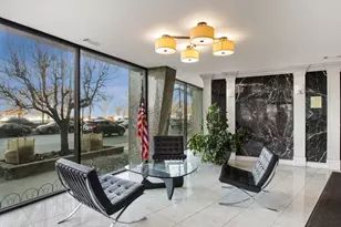 3410 N Lake Shore Dr, Chicago, IL 60657 - Photo 2