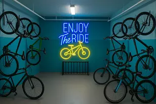 4180 N Marine Dr, Chicago, IL 60613 - Photo 6