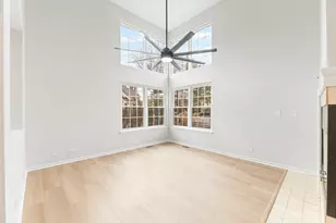 1239 Old Mill Ln, Elk Grove Village, IL 60007 - Photo 6