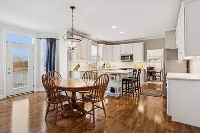 11823 Wolf Creek Lane, Plainfield, IL 60585 - Photo 8