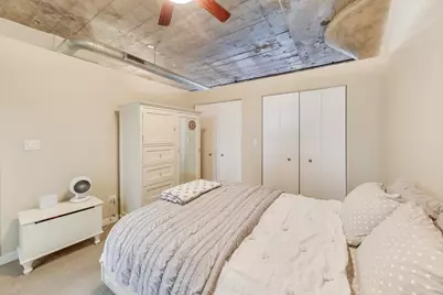 1001 W 15th Street #241, Chicago, IL 60608 - Photo 12