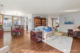 31 Roosevelt St, Saint Charles, IL 60174 - Photo 14