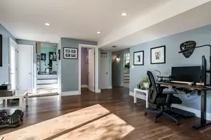 522 E Park Manor Ct, Elmhurst, IL 60126 - Photo 12