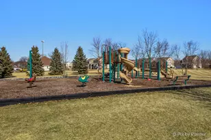 748 Cashmere Ln, Elgin, IL 60124 - Photo 44