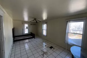 514 Whitley Ave, Joliet, IL 60433 - Photo 6