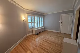 548 W Brompton Ave, Chicago, IL 60657 - Photo 10