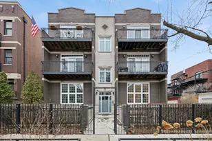 1043 W Newport Ave, Chicago, IL 60657 - Photo 1