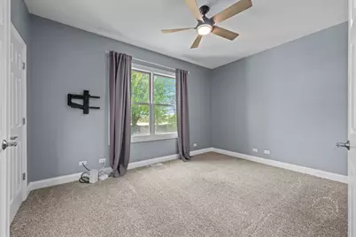 948 Bluestem Drive, Geneva, IL 60134 - Photo 16