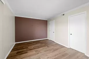 650 Whitney Ct, Gurnee, IL 60031 - Photo 10