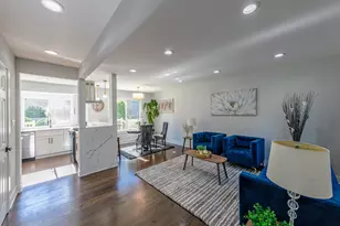 380 Ventura Club Dr, Roselle, IL 60172 - Photo 4