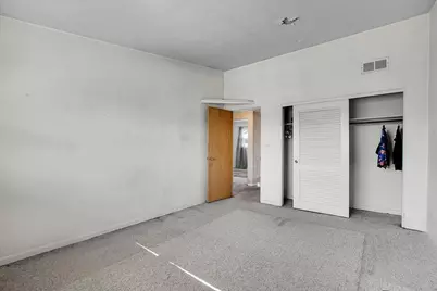 6735 N Lawndale Avenue, Lincolnwood, IL 60712 - Photo 8