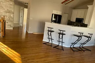 3031 Saganashkee Ln, Naperville, IL 60564 - Photo 2