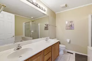 3031 Saganashkee Ln, Naperville, IL 60564 - Photo 34