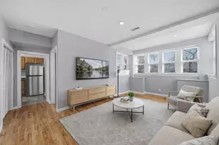 3100 W Argyle St, Chicago, IL 60625 - Photo 2